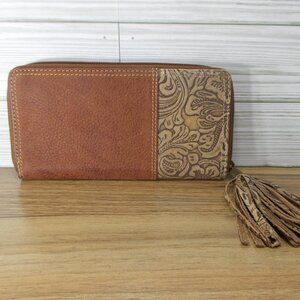 United SUSPL Embossed Leather Wallet/Wristlet Approx. 8"x4"